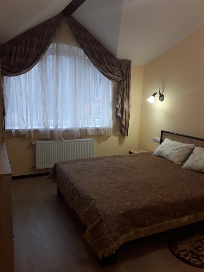 Gostynnyi Dvir Cottage Тернополь Экстерьер фото